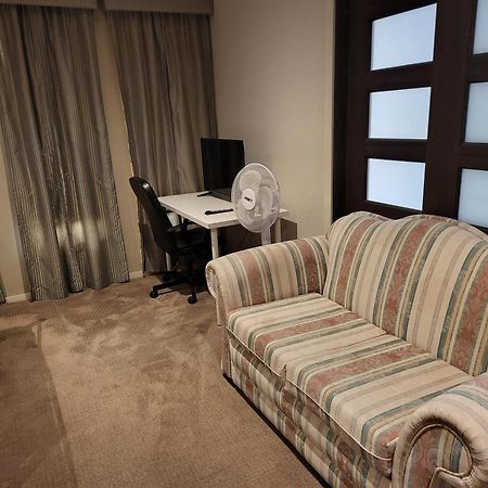Lucky House Hotell Point Cook Eksteriør bilde