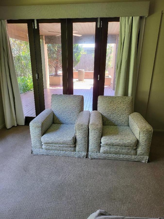 Lucky House Hotell Point Cook Eksteriør bilde