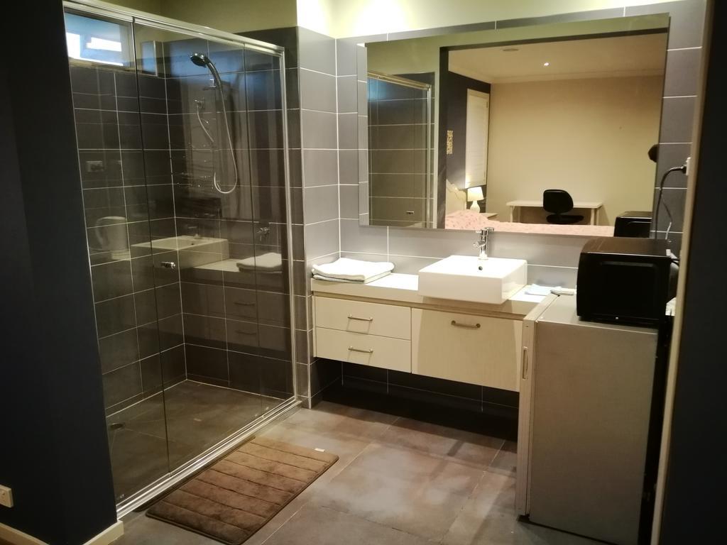Lucky House Hotell Point Cook Eksteriør bilde